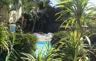 Imagem 6: Casa em condomínio no Alto, 160m2, varanda com jardim, 4 quartos e dependencias