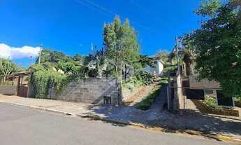 Imagem 3: Casa de 03 dormitórios no Bairro São Roque Em Farroupilha