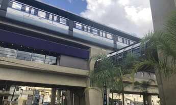 Imagem 7: Quarto Individual Metrô Vila União (linha prata do metro