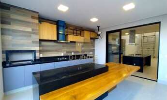 Imagem 2: Lindíssima casa Swiss Park com 3 suítes completa em armários à venda, 220 m² por R$ 2.195