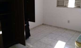 Imagem 2: Alugo quarto Quarto com aluguel por R$350 /mês