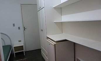 Imagem 2: Quarto com banheiro (suite) individual Metrô Pça Árvore