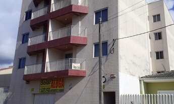 Imagem: Uma quadra  da principal de Ipanema e duas