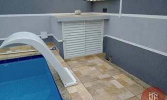 Imagem 2: Casa 2 quartos, suíte, área gourmet e piscina, a duas quadras da praia