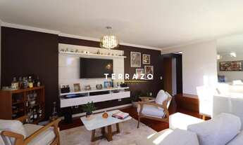 Imagem 2: Apartamento com 3 quartos, reformado e em ótimo estado, no Centro de Teresópolis - Várzea