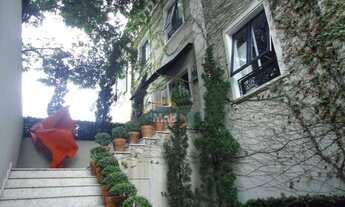 Imagem 3: Casa Alto Padrão à venda em São Paulo. Bairro Nobre, linda construção e decoração em fino