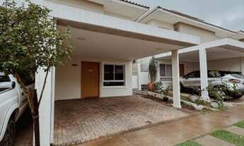 Imagem: Casa de condomínio Palm Village