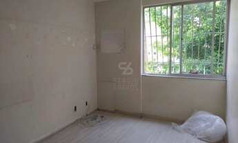 Imagem 2: 2 quartos, todo reformado, montado, vazio, 1 vaga