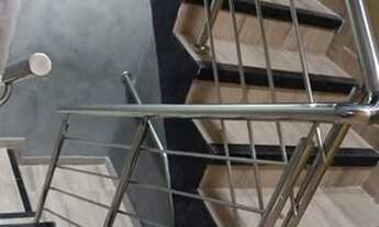 Imagem 4: Vendo Casa de 3 Pavimentos com Ponto Comercial no Distrito