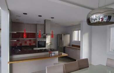 Imagem 5: Casa de condomínio térrea para aluguel possui 300 metros quadrados com 4 quartos