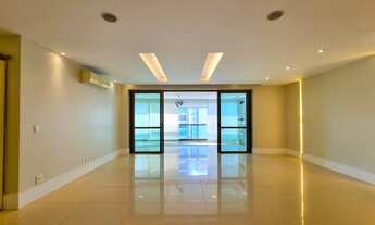 Imagem 6: Apartamento para venda tem 178 metros quadrados com 4 quartos