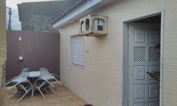 Imagem 7: Casa 2/4 sendo uma suíte na Avenida Principal da Piabeta