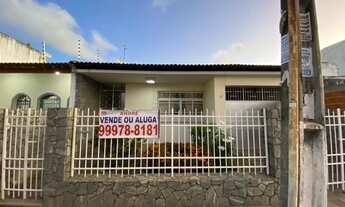 Imagem 4: Casa no Bairro São José Excelente para Clinicas, Escritorios, Cursos, Estacionamento