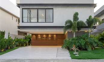 Imagem 2: Casa Esplêndida à venda com 5 Suítes com 356m² - Condomínio Fechado - Bosque das Gameleira