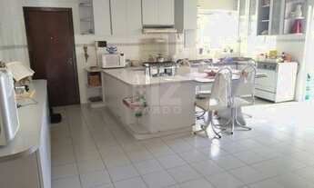 Imagem 2: Excelente apartamento de Quatro quartos no centro de Caçador