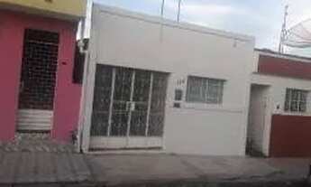 Imagem: Casa com quintal grande
