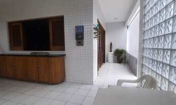 Imagem 6: Casa para venda tem 300 metros quadrados com 4 quartos em Jardim São Francisco - São Luís