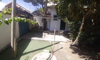 Imagem 2: Bangalô semi mobilidado, com vaga para 1 veiculo. Excelente local