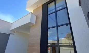 Imagem 2: Casa à Venda com 3 quartos, 92m²