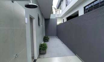 Imagem 4: Casa de condomínio para aluguel possui 250 metros quadrados com 3 quartos