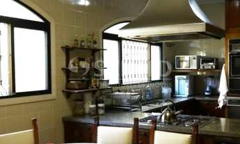 Imagem 6: 04 dormitórios, sendo 02 suítes e 06 vagas - em rua fechada