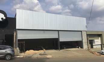 Imagem 7: RUA 7 loja com 261 metros frente avenida pé direito duplo