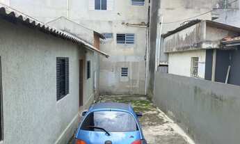 Imagem 3: Casa térrea com 04 comodos e 05 vagas de garagem, Jd. Santa Adélia, São Paulo, SP