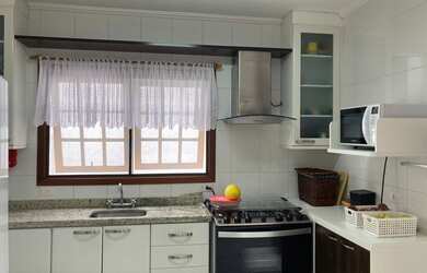 Imagem 6: VENDE OU ALUGA CASA NO COND. QINTA DA BELOURA KM 24 DA RAPOSO