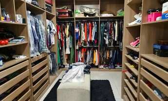 Imagem 3: Residencial Renaissance, casa duplex com 3 suítes sendo 1 master, Esquina, Piscina com cas