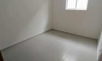 Imagem 5: Apartamento térreo com 02 quartos, sendo 01 suíte (reversível), sala para dois