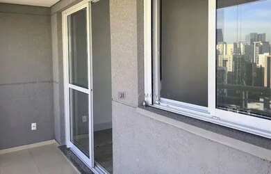 Imagem 3: Studio, 1 sala integrada integrada com cozinha, 1 banheiro, 1 vaga de garagem coberta