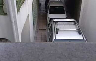 Imagem 3: Casa para aluguel e venda com 330 metros quadrados com 8 comodos em Bela Vista - Londrina