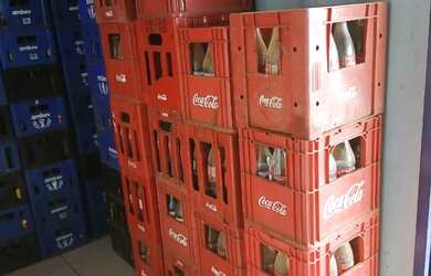 Imagem 5: Vendo container bar completo de 12 MT c 2 banheiro. Ailton