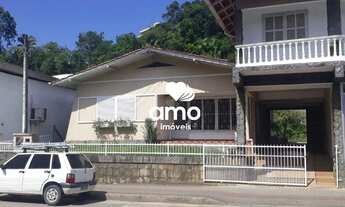 Imagem: CASA SEMIMOBILIADA PARA ALUGAR NO BAIRRO