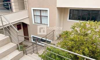 Imagem 2: Casa de 7 quartos, sendo 2 Suítes no Bairro Itacorubi, Florianópolis