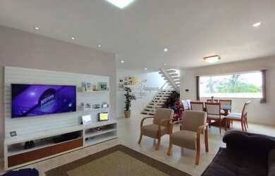 Imagem 3: Casa para Venda em Teresópolis, Jardim Europa, 4 dormitórios, 1 suíte, 3 banheiros, 2 vaga