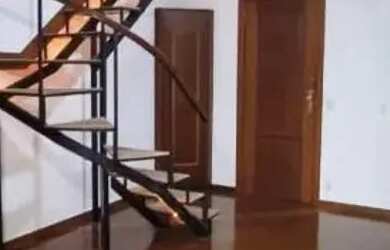 Imagem 6: Apartamento para Venda em Teresópolis, AGRIOES, 2 dormitórios, 1 suíte, 3 banheiros, 1 vag