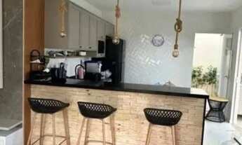 Imagem 6: Linda Casa com 3 suítes ampla e duas vagas em Condomínio Clube