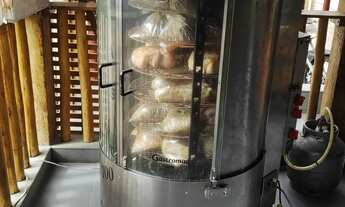 Imagem: Passo ponto comercial montado, marmita e