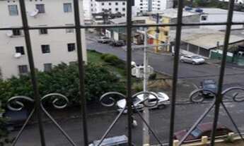 Imagem 6: Apartamento 2/4 reformado, cozinha planejada, ar condicionado