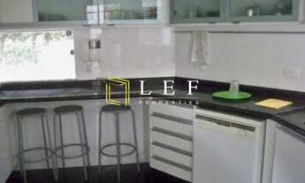 Imagem 7: Pacaembu com muita luz, espaço e área verde