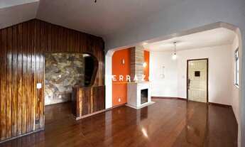 Imagem 3: Linda casa com 3 quartos, sendo 1 suíte no bairro do Alto em Teresópolis - RJ!