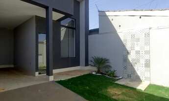 Imagem 3: Casa para venda com 123 metros quadrados com 3 quartos, 1 suite, garagem para 2 carros