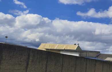 Imagem 4: TERRENO à venda com 600m² por R$ 750.000,00 no bairro Neoville - CURITIBA / PR