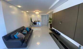 Imagem 4: Apartamento para venda possui 131 metros quadrados com 3 quartos em Centro - Florianópolis