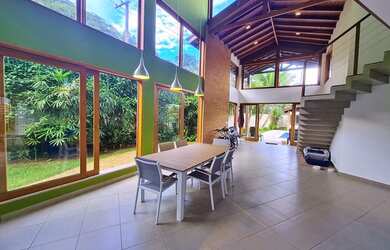 Imagem 5: LINDA CASA EM CONDOMINIO FECHADO, LAZER PRIVATIVO, PÉ DIREITO DUPLO, 340M² MUITO BEM DISTR