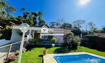 Imagem: Casa a Venda no bairro Comary - Teresópolis