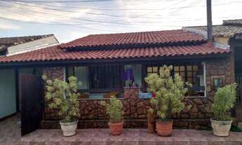 Imagem: Linda casa com 3 dormitórios à venda