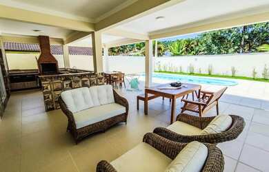 Imagem 2: Sobrado espetacular 4 suítes com piscina em Condomínio Fechado