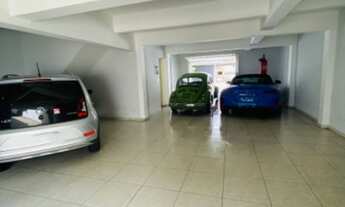 Imagem 2: Sobrado de Alto Padrão com Piscina